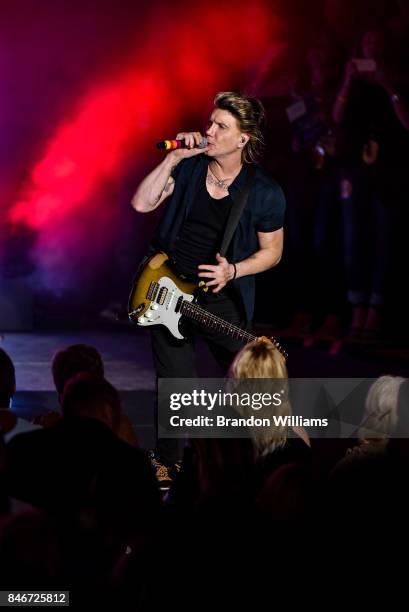 Musician John Rzeznik of the Goo Goo Dolls performs at The Greek Theatre on September 13, 2017 in Los Angeles, California.