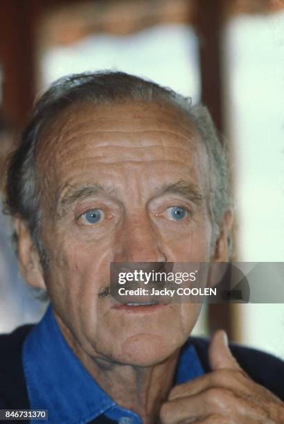 Portrait de l'acteur britannique David Niven le 29 juillet 1983 en France.