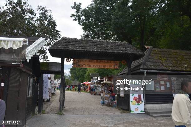 market near dracula castle bran, romania - bran romania stock pictures, royalty-free photos & images