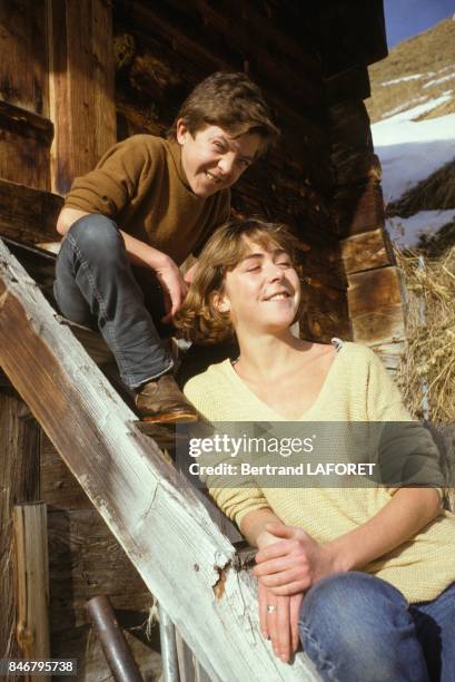 La famille Bennent, deux generations de comediens, en vacances; David Bennent et sa soeur Anne le 4 janvier 1984