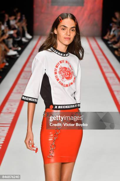 Model walks the runway at the DB Berdan show during Mercedes-Benz Istanbul Fashion Week September 2017 at Zorlu Center on September 14, 2017 in...