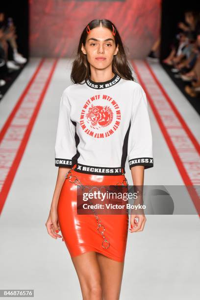 Model walks the runway at the DB Berdan show during Mercedes-Benz Istanbul Fashion Week September 2017 at Zorlu Center on September 14, 2017 in...