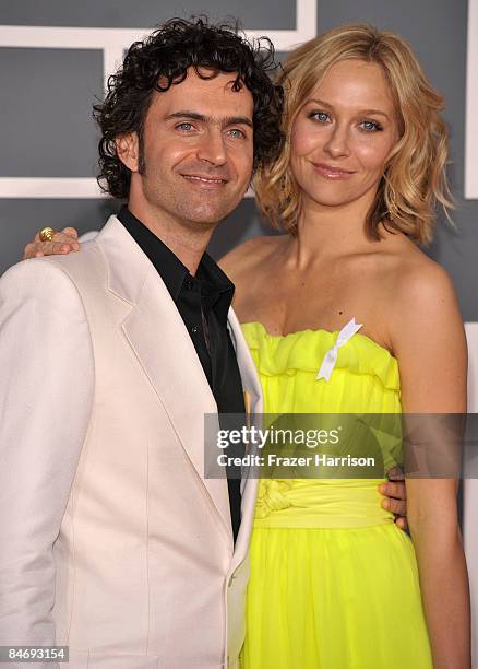 Musician Dweezil Zappa and wife Lauren Knudsen arrive at the 51st Annual Grammy Awards held at the Staples Center on February 8, 2009 in Los Angeles,...