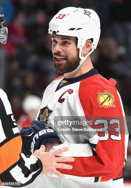 Willie Mitchell of the Florida Panthers plays in the game against the Montreal Canadiens at Bell Centre on March 28, 2015 in Montreal, Quebec, Canada.