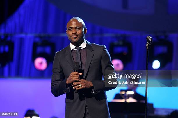 Actor/singr Wayne Brady performs onstage at the 51st Annual GRAMMY Awards pre-telecast held at the Staples Center on February 8, 2009 in Los Angeles,...