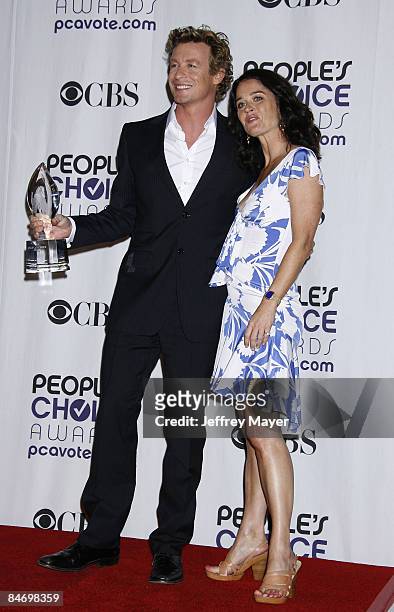 Simon Baker and Robin Tunney pose in the press room for the 35th Annual People's Choice Awards at The Shrine Auditorium on January 7, 2009 in Los...