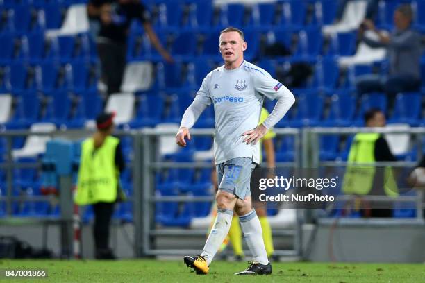 Wayne Rooney of Everton displeasure after the goal of 3-0 during the UEFA Europa League Group E football match Atalanta vs Everton at The Stadio...