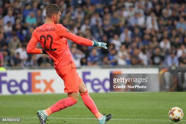 Maarten Stekelenburg during the first match of Group E of the UEFA Europa League between Atalanta Bergamasca Calcio and FC Everton at Mapei...