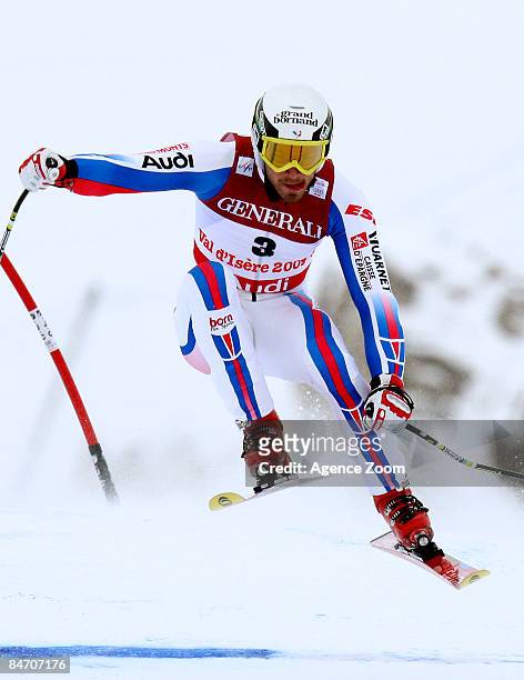 Thomas Mermillod Blondin of France skis during the Alpine FIS Ski World Championships Men's Combined on February 09, 2009 in Val d'Isere, France.