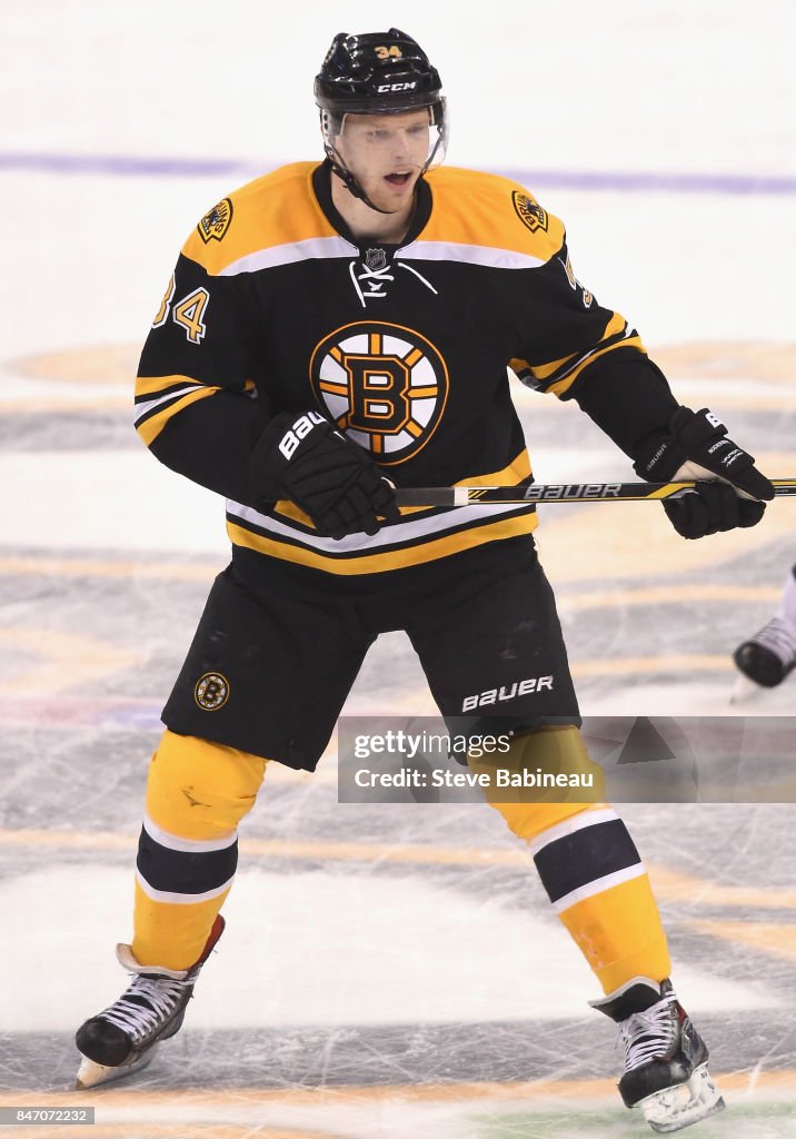 Florida Panthers v Boston Bruins