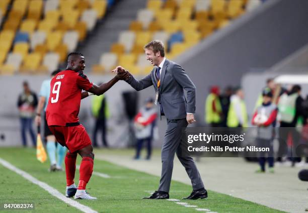 Alhaji Gero of Ostersunds FK and Graham Potter, head coach of Ostersunds FK celebrates during the UEFA Europa League group J match between Zorya...