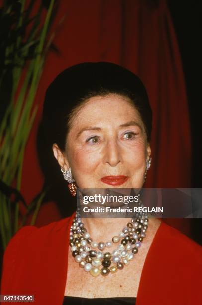 Helena Rubinstein lors du lancement de son parfum 'Babynia' le 21 mars 1985 a Paris, France.