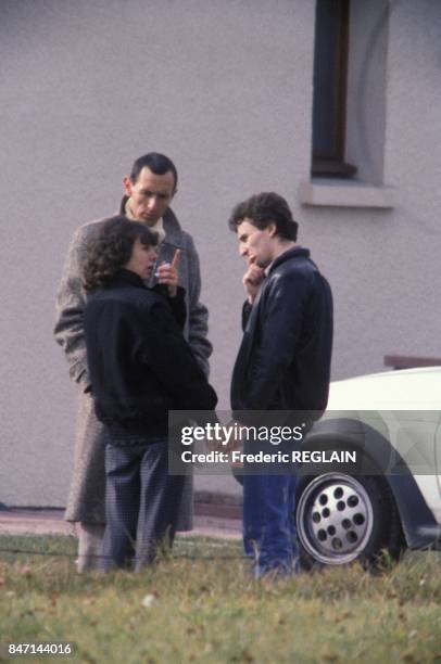 Christine et Jean-Marie Villemin lors d'une reconstitution de la disparition de leur fils Gregory retrouve mort noye le 30 octobre 1985 a...