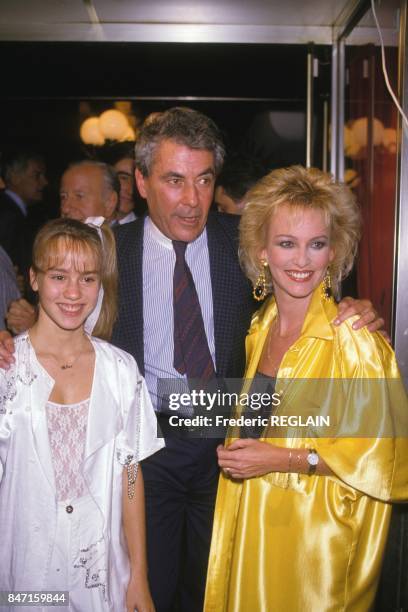 Presenter Evelyne Leclercq during inauguration of her restaurant Le Cotton with daughter Celine and actor Philippe Nicaud on October 7, 1986 in...