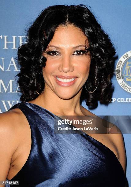 Actress Wendy Davis attends the 40th NAACP Image Awards nominee luncheon at The Beverly Hills Hotel on February 2009 in Beverly Hills, California.