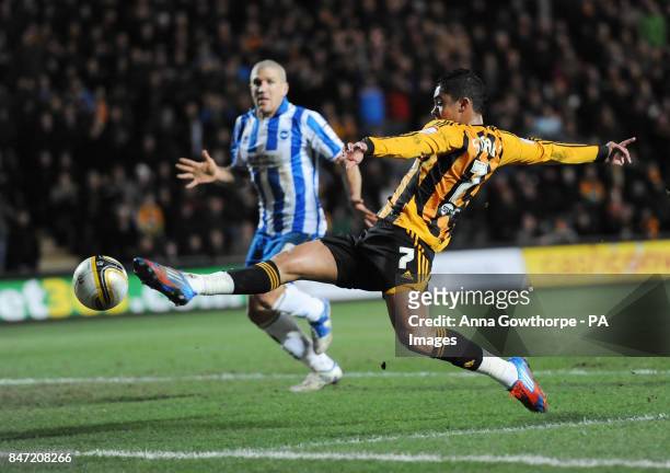 Hull City's Cameron Stewart at full stretch during the npower Football League Championship match at the KC Stadium, Hull.