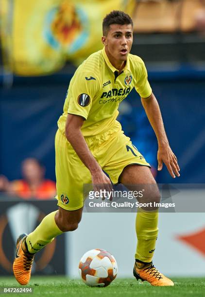 Rodrigo Hernandez of Villarreal in action during the UEFA Europa League group A match between Villarreal CF and FK Astana at Estadio de la Ceramica...