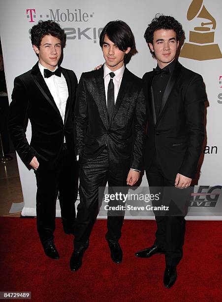 Musicians Nick Jonas, Joe Jonas and Kevin Jonas attend the 2009 GRAMMY Salute To Industry Icons honoring Clive Davis at the Beverly Hilton Hotel on...