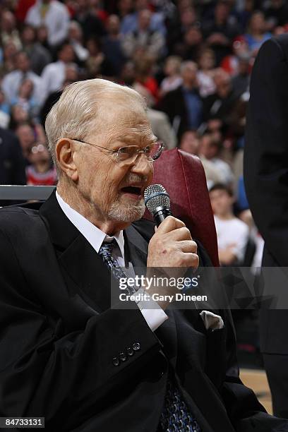 Red Kerr 371 Gary Kerr Photos & High Res Pictures - Getty Images