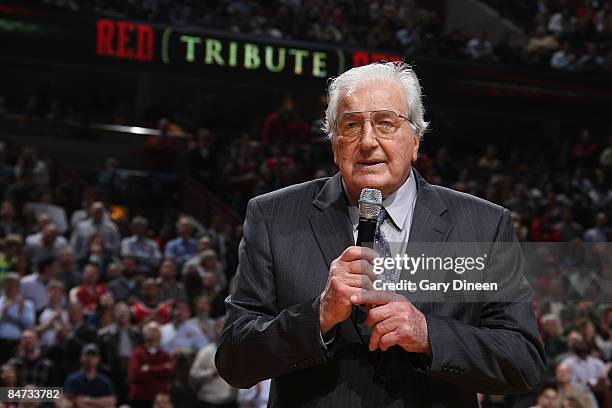 Hall of Famer Dolph Schayes speaks during the Johnny "Red" Kerr tribute at halftime of the NBA game between the Detroit Pistons and the Chicago Bulls...