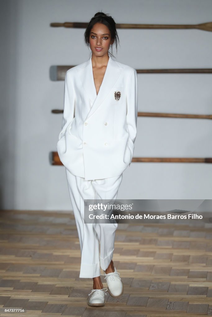 DAKS - Runway - LFW September 2017