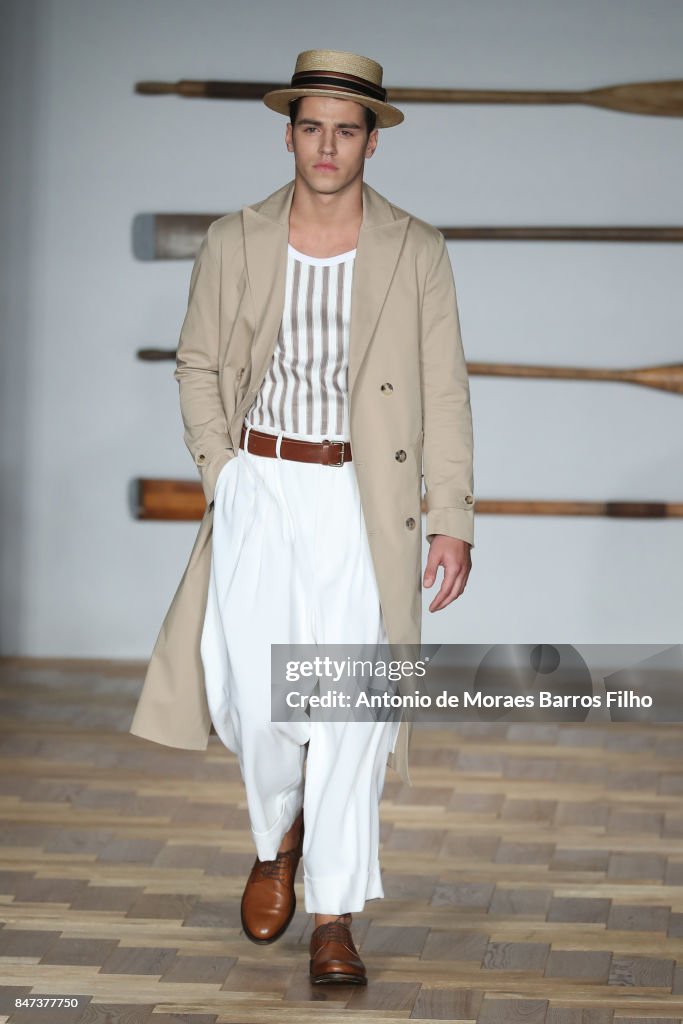 DAKS - Runway - LFW September 2017