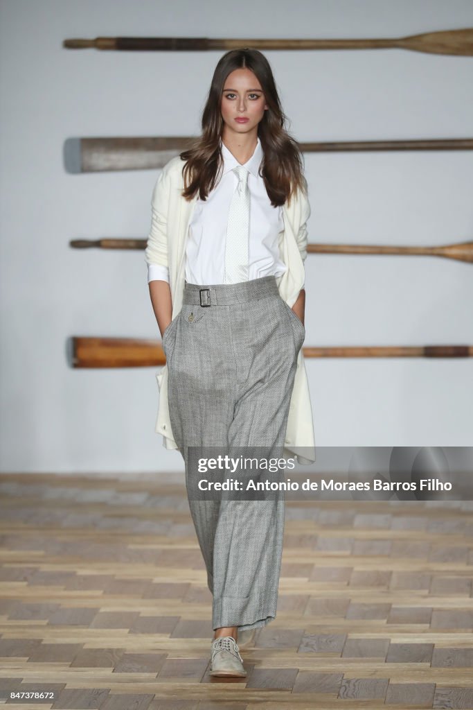 DAKS - Runway - LFW September 2017