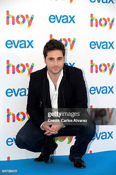 Spanish singer David Bustamante attends "A kiss from David Bustamante" Evax event at Centro Comercial Moda Shopping on February 11, 2009 in Madrid.