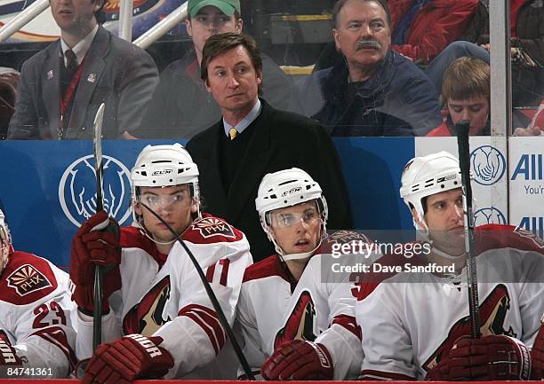 Wayne Gretzky Coyotes Photos And Premium High Res Pictures Getty Images wayne-gretzky-coyotes-photos-and-premium-high-res-pictures-getty-images