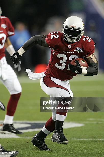 Arizona Cardinals running back Edgerrin James runs down field during a game against the Pittsburgh Steelers during Super Bowl XLIII on February 1,...