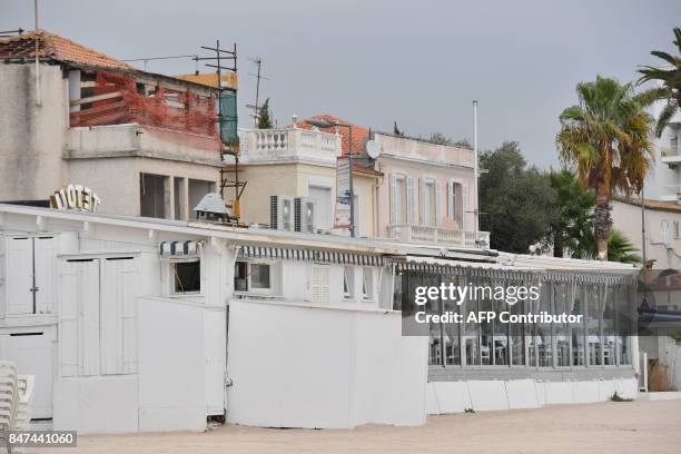 Picture taken in Golfe Juan, southeastern France, on September 15, 2017 shows "chez Tetou" beach restaurant. The Nice administrative court is set to...