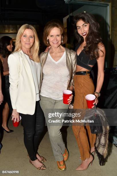 Kelly Cushing, Elizabeth Fekai and Simone Aptekman attend IV New York Gallery Grand Opening Exhibition on September 14, 2017 in New York City.