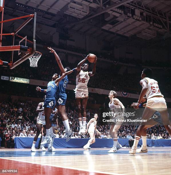 Tournament: Maryland Albert King in action, rebound vs Georgetown. Philadelphia, PA 3/14/1980 CREDIT: Heinz Kluetmeier