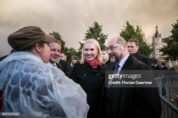 Candidate for the german chancellorship of the Social Democratic Party of Germany , Martin Schulz , and Manuela Schwesig , SPD, prime minister of the...