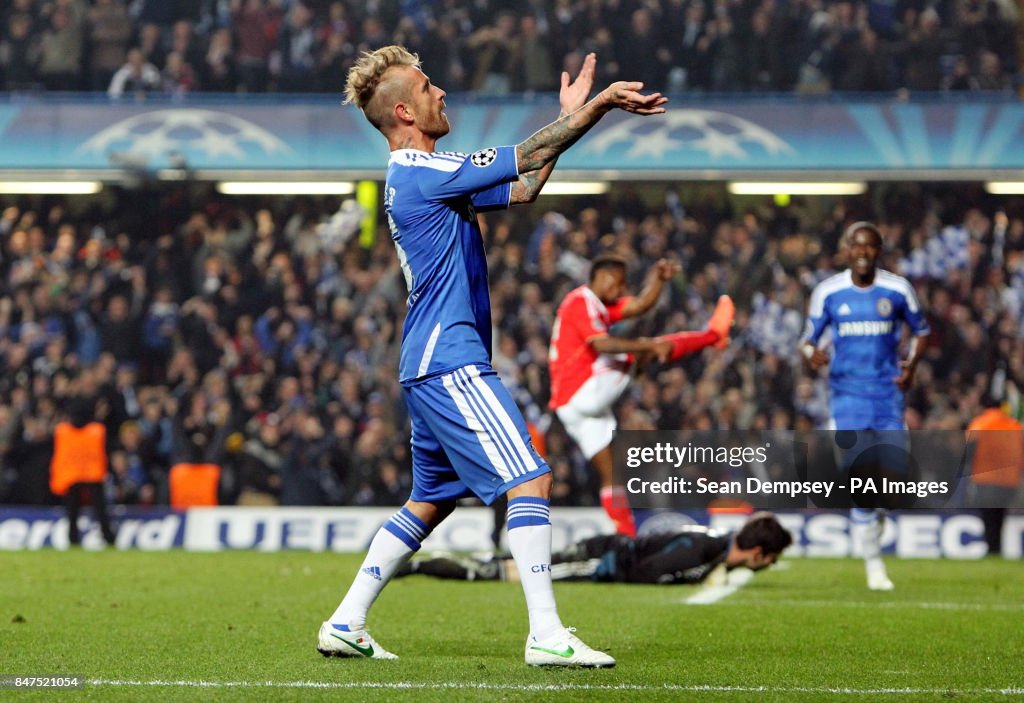 Soccer - UEFA Champions League - Quarter Final - Second Leg - Chelsea v Benfica - Stamford Bridge