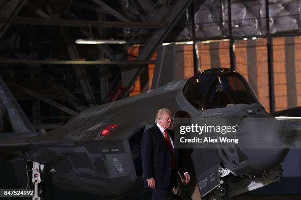 President And Mrs Trump Visit Andrews Air Force Base President And Mrs Trump Visit Andrews Air Force Base