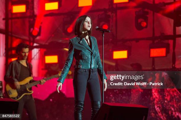 Marina Kaye performs during Paris Olympic Games celebration at Mairie de Paris on September 15, 2017 in Paris, France.