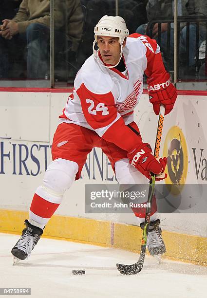 Chris Chelios of the Detroit Red Wings skates against the Nashville Predators on February 10, 2009 at the Sommet Center in Nashville, Tennessee.