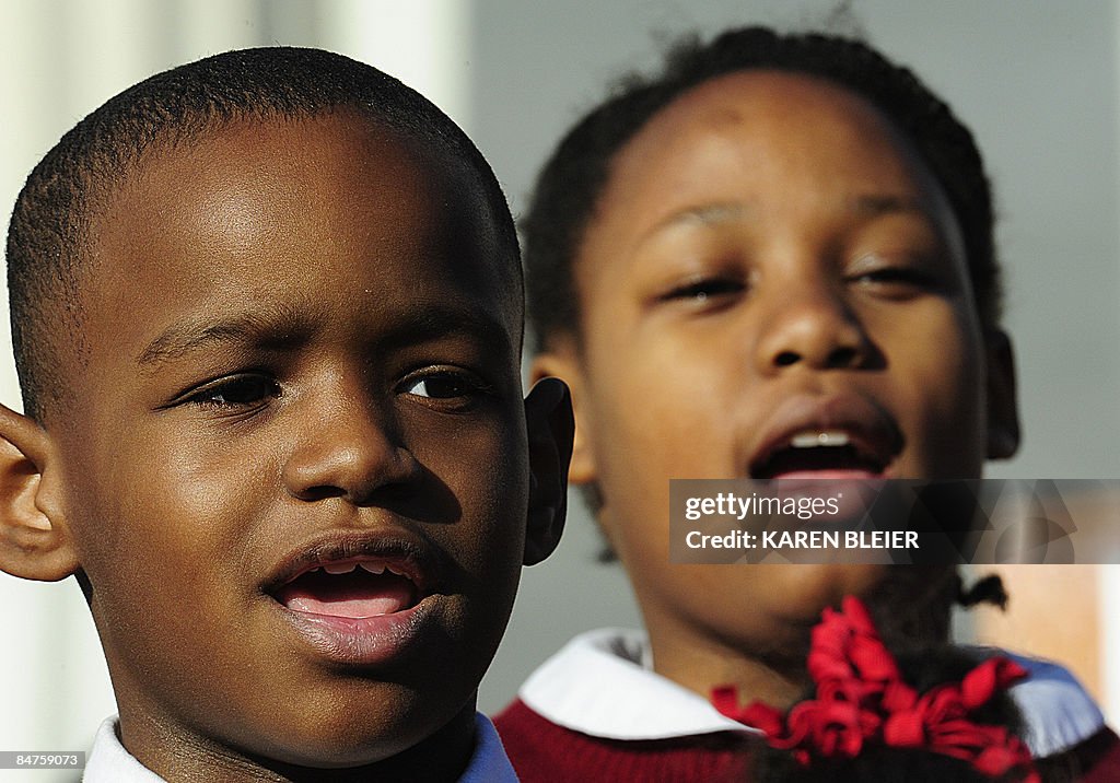 Children from Strong John Thomson Elemen