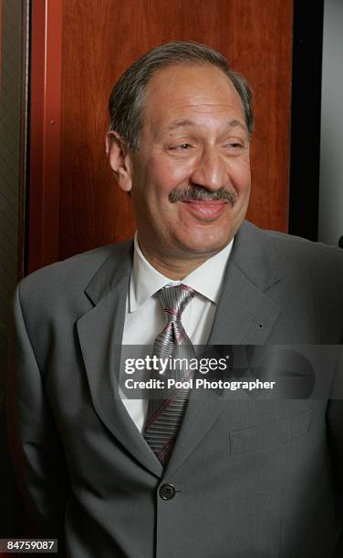 Defense witness Mark Geragos, former attorney for Michael Jackson returns to the courtroom after a break in the Jackson's child molestation trial on...