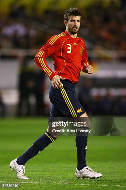 Gerard Pique of Spain in action during the International Friendly between Spain and England at the Ramon Sanchez Pizjuan Stadium on February 11, 2009...