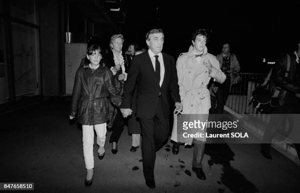 Actor Lino Ventura and wife Odette arrive at Palais des Congres for the premiere of movie Les Miserables on October 18, 1982 in Paris, France.