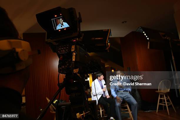 Craig Sager of TNT talks with Dwight Howard of the Orlando Magic during the All Star Media Availability as part of the 2009 NBA All-Star Weekend on...