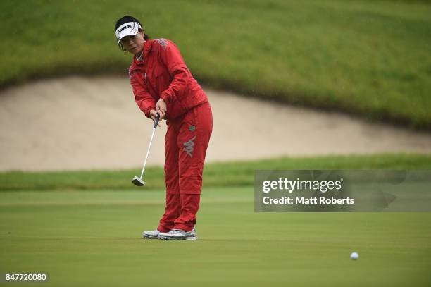 Shiho Oyama of Japan putts on the 18th green during the second round of the Munsingwear Ladies Tokai Classic 2017 at the Shin Minami Aichi Country...