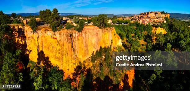 roussillon village, provence, france - roussillon stock pictures, royalty-free photos & images