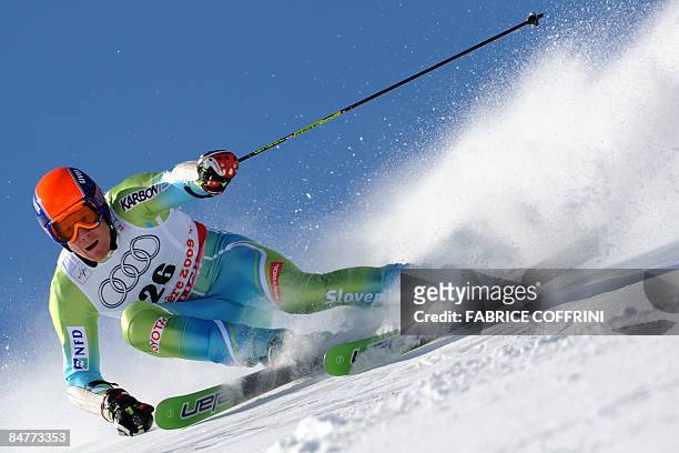 Slovenia's Bernard Vajdic competes during the men's giant slalom first run on February 13, 2009 in Val'Isere during the World Ski Championships....