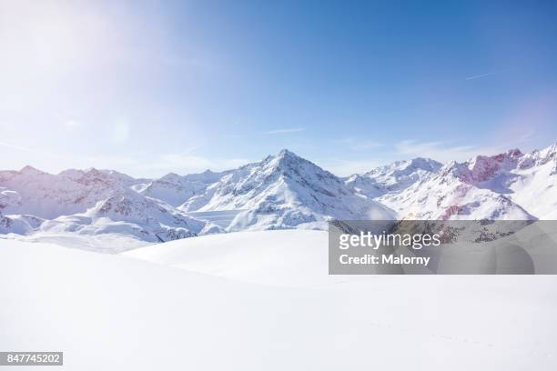 panoramic view on snow-capped mountains, kuethai, tirol, austria - polar climate ストックフォトと画像
