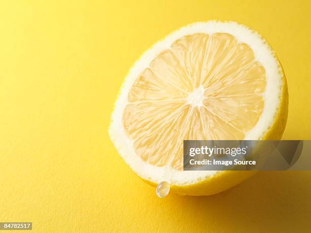 lemon - slice of lemon foto e immagini stock