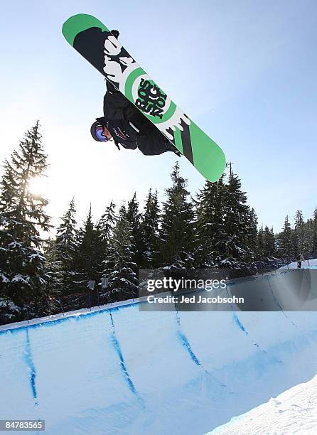 Holly Crawford of Australia competes during qualification for the FIS Snowboard World Cup on February 13, 2009 at Cypress Mountain in West Vancouver,...