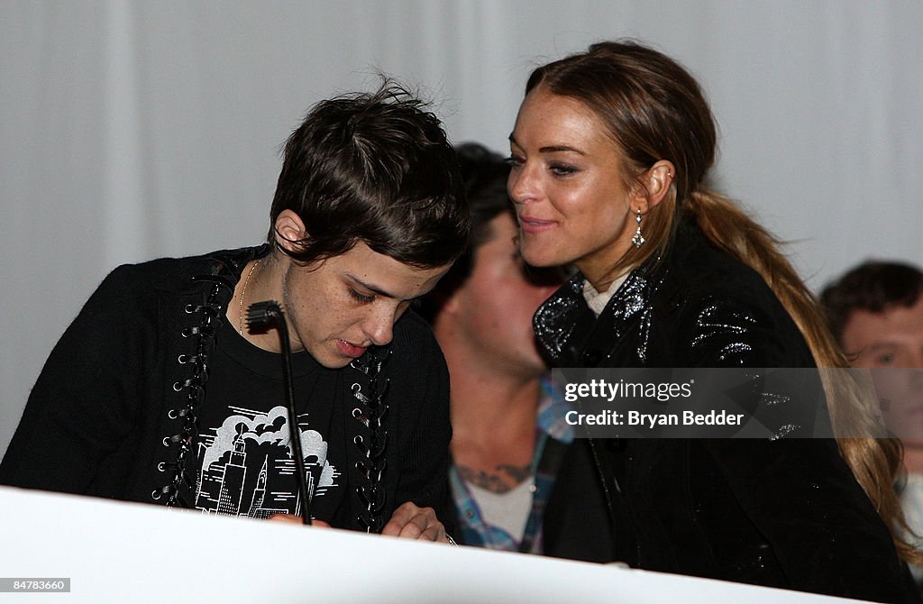 Charlotte Ronson - Front Row - Fall 09 MBFW